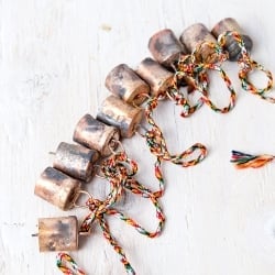 ドアチャイムなどへ！手作りのやさしい音色 インドの銅仕上げカウベル-【2cm*1.8cm*120cm】 - サブ3