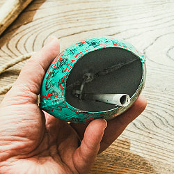 ジュート紐とハンドペイントの 手作りベル インドの素朴な味わい 縦：約12cm 横：約10cm  ふくら形 ターコイズ - サブ4