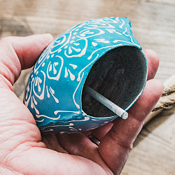 ジュート紐とハンドペイントの 手作りベル インドの素朴な味わい 縦：約12cm 横：約10cm  ふくら形 水色 - サブ5