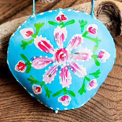 ジュート紐とハンドペイントの 手作りベル インドの素朴な味わい 縦：約9cm 横：約８cm    ふくら形 水色 - サブ2