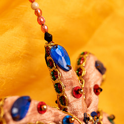 インドのビーズとスパンコールのベル - 孔雀 - サブ3