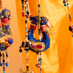 インドのビーズとスパンコールのベル - 孔雀 - サブ3