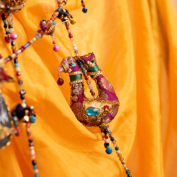 インドのビーズとスパンコールのベル - 孔雀 - サブ4