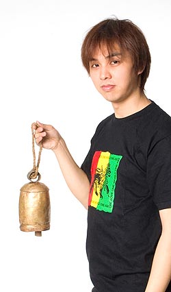 ドアチャイムなどへ！手作りのやさしい音色 インドの銅仕上げカウベル-【10cm*19cm】 - サブ5