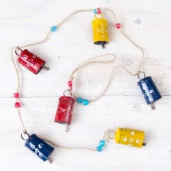 【送料無料・4個セット】ドアチャイムなどへ！手作りのやさしい音色 インドの銅製カウベル　ハンギング - カラフル6連ベル〔約98cm〕 - サブ2