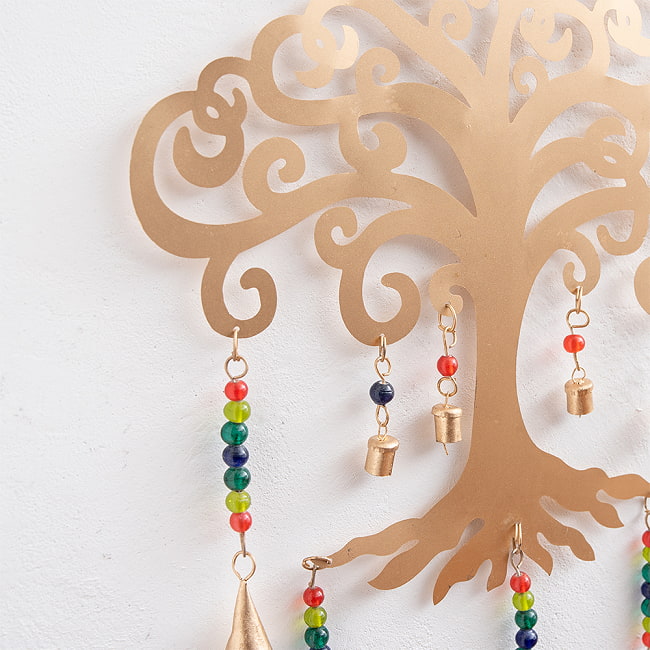 【送料無料・3個セット】 ドアチャイムなどへ！手作りのやさしい音色 インドの銅製ベル付きハンギング - カルパタル〔約65cm〕 9 - 光に当たると輝きが増します