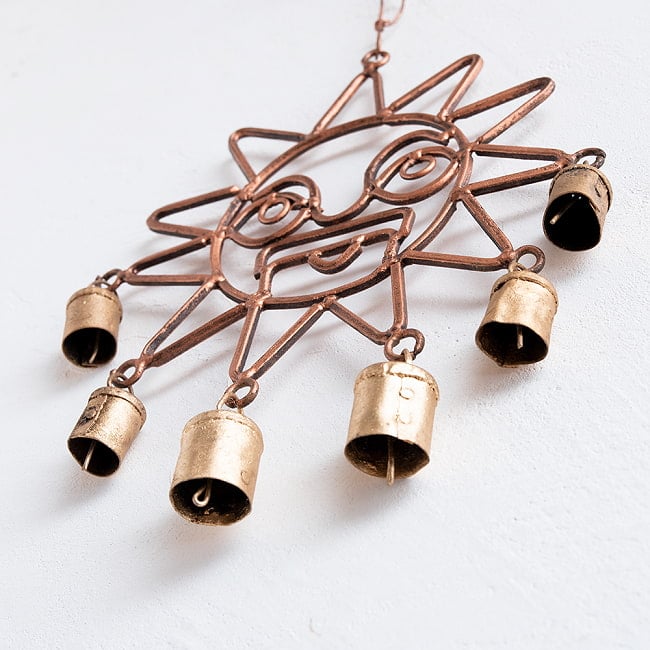 【送料無料・6個セット】インドの銅製ハンギング - 太陽神スーリャ 7 - 下からの写真です