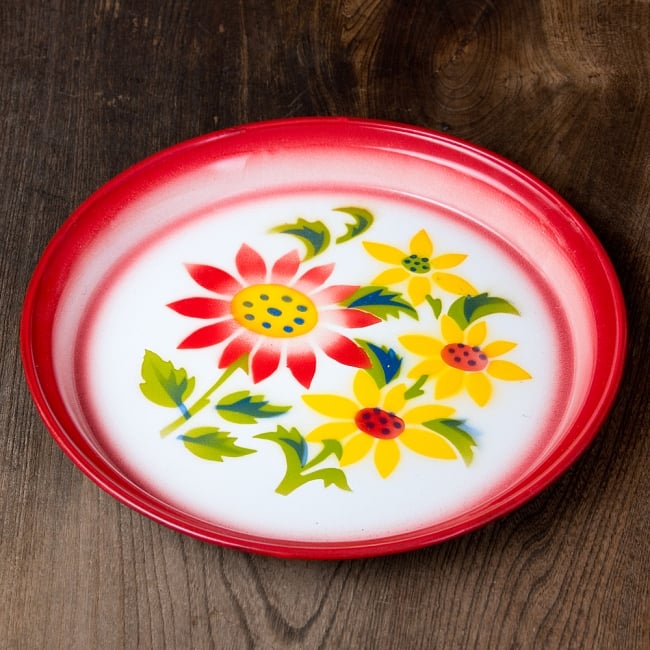 タイのレトロホーロー 花柄飾り皿・トレー RABBIT BRAND〔約25.7cm×約2.5cm〕 3 - 花がらが素敵です