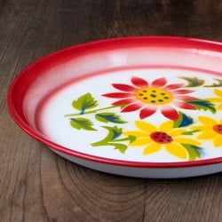 タイのレトロホーロー 花柄飾り皿・トレー RABBIT BRAND〔約25.7cm×約2.5cm〕 - サブ4