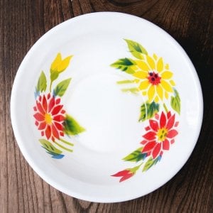 タイのレトロホーロー 花柄飾りボウル RABBIT BRAND〔約18.5cm×約5.2cm〕