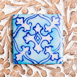 〔4.9cm×4.9cm〕ブルーポッタリー ジャイプール陶器の正方形デコレーションタイル - クロス水色の商品写真