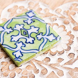 〔4.9cm×4.9cm〕ブルーポッタリー ジャイプール陶器の正方形デコレーションタイル - クロス黄緑 - サブ2