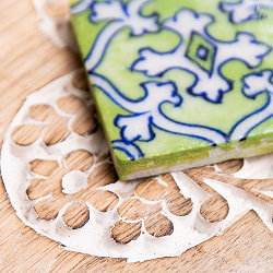 〔4.9cm×4.9cm〕ブルーポッタリー ジャイプール陶器の正方形デコレーションタイル - クロス黄緑 - サブ3