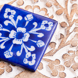 〔4.9cm×4.9cm〕ブルーポッタリー ジャイプール陶器の正方形デコレーションタイル - 小花青 - サブ2