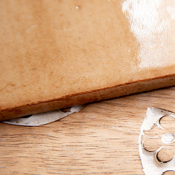 〔10cm×10cm〕ブルーポッタリー ジャイプール陶器の正方形デコレーションタイル 茶 - サブ3