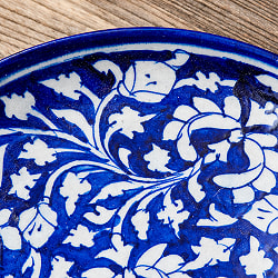 〔大皿 直径：25.5cm〕ブルーポッタリー ジャイプール陶器の円形飾り皿 ボタニカル - サブ3