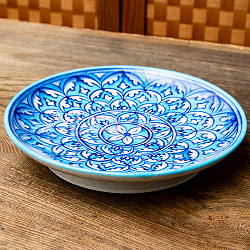 〔中皿 直径：20cm〕ブルーポッタリー ジャイプール陶器の円形飾り皿 大花 - サブ5