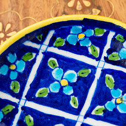 〔小皿 直径：13cm〕ブルーポッタリー ジャイプール陶器の円形飾り皿 - サブ3