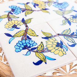 〔10cm×10cm〕ブルーポッタリー ジャイプール陶器の正方形デコレーションタイル 水色と黄色のお花コーナー 【組合せ可能】 - サブ2