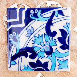 〔10cm×10cm〕ブルーポッタリー ジャイプール陶器の正方形デコレーションタイル 円と青花の商品写真