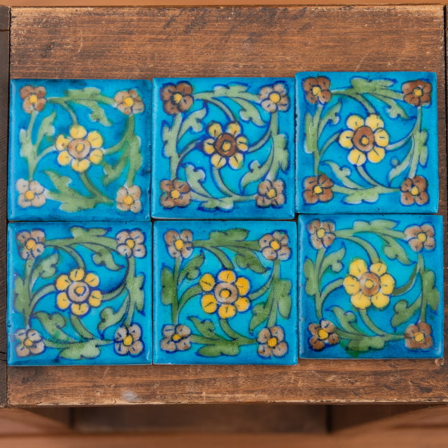〔5cm×5cm〕ブルーポッタリー ジャイプール陶器の正方形デコレーションタイル - 水色 6 - 沢山ならべるとより一層かわいさが増しますね^^ハンドメイドの風合いが素敵な一品です。