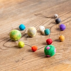 フェルトボールのコスモハンギング　【約70cm】(ID-HANG-216)