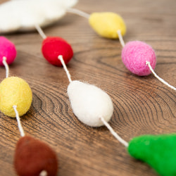 フェルトボールのウェザーハンギング - サブ4