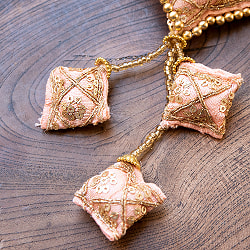 【お得な6個SET】インドのきらめくタッセル　格子模様と3つのタッセル - サブ4