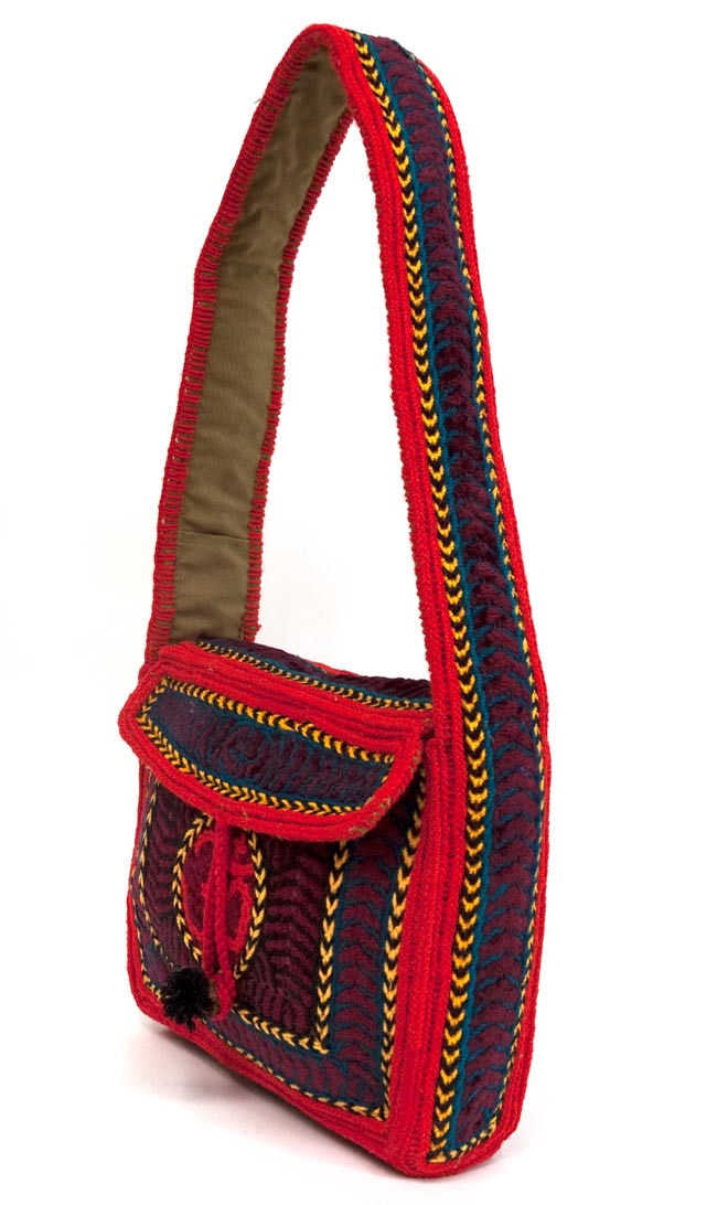 サドゥーが手作り!作りのしっかりしたバババッグ - 赤 2 - 裏面です