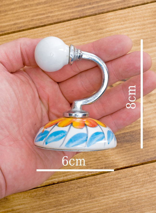 アジアンデザインの壁掛けフック - ラウンド型 6 -