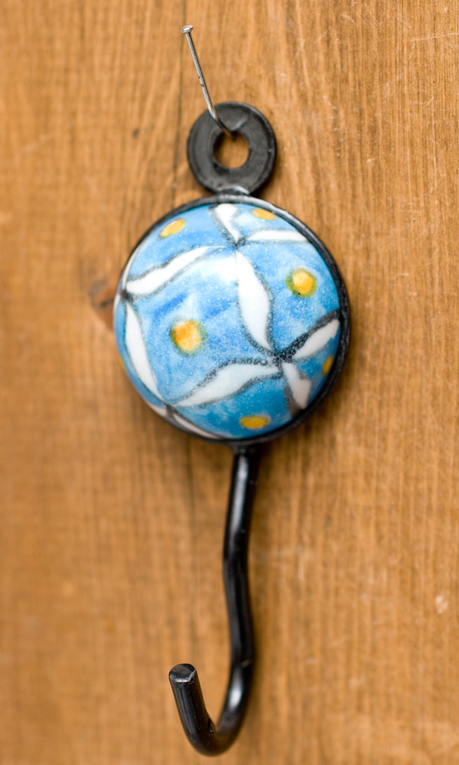 アジアンデザインの壁掛けフック - 小型ラウンドの写真