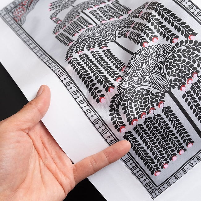 - オディシャ州の伝統絵画 パタチトラ インドの神話と自然を描いた細密アート【1点物】 10 - 細部を見てみました。