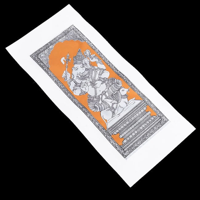 ガネーシャ - オディシャ州の伝統絵画 パタチトラ インドの神話と自然を描いた細密アート【1点物】 3 - 斜めから全体を撮影しました