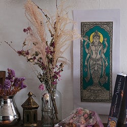 - オディシャ州の伝統絵画 パタチトラ インドの神話と自然を描いた細密アート【1点物】