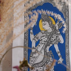 - オディシャ州の伝統絵画 パタチトラ インドの神話と自然を描いた細密アート【1点物】