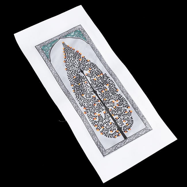 - オディシャ州の伝統絵画 パタチトラ インドの神話と自然を描いた細密アート【1点物】 3 - 斜めから全体を撮影しました
