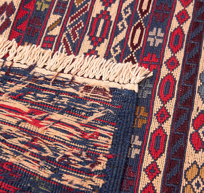 【一点物】バルーチ　カル・ムハマディ族　遊牧民による草木染め手織りトライバルキリム スマック織り - 約190cm x 126cm 14 - 裏面です。手織りなのがわかります