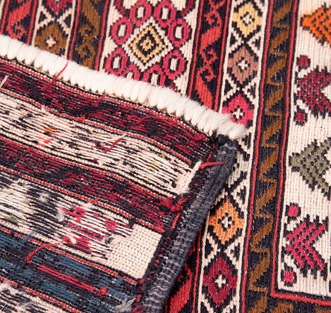 【一点物】バルーチ　カル・ムハマディ族　遊牧民による草木染め手織りトライバルキリム スマック織り - 約200cm x 118cm 13 - 裏面です。手織りなのがわかります