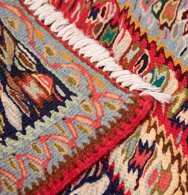 【一点物】バルーチ　カル・ムハマディ族　遊牧民による草木染め手織りトライバルキリム スリット織り - 約107cm x 75cm 12 - 両面に同じデザインがくる織り方で織られています