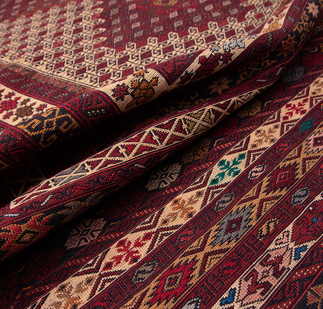 【一点物】バルーチ　カル・ムハマディ族　遊牧民による草木染め手織りトライバルキリム スマック織り スマック織り - 約190cm x 114cm 3 - 柄を少し拡大してみました