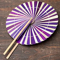 サイケデリック折りたたみバンブーうちわ - 赤紫系の商品写真