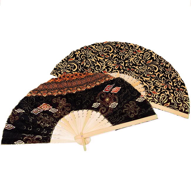 バティック伝統布 バリ島の 竹製扇子大　（36cm） 15 - No.5：黒×黄・オレンジ