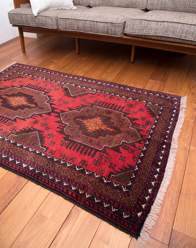 遊牧民バローチの手織り絨毯【約147cm x 87cm】 13 - 全体像です