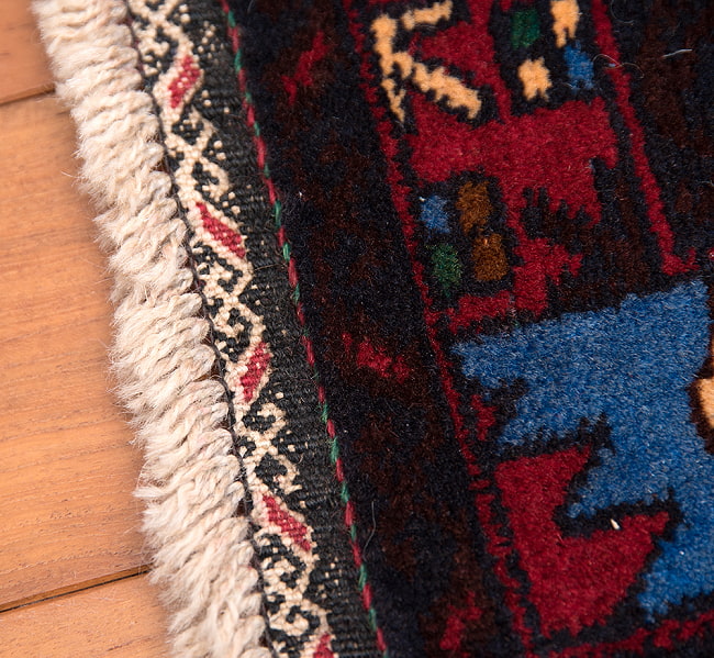 遊牧民バローチの手織り絨毯【約206cm x 105cm】 7 - フリンジの部分です