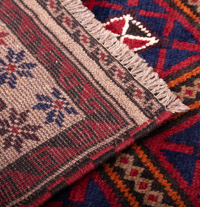 遊牧民バローチの手織り絨毯【約146cm x 90cm】 10 - 裏面はこのような感じになっています