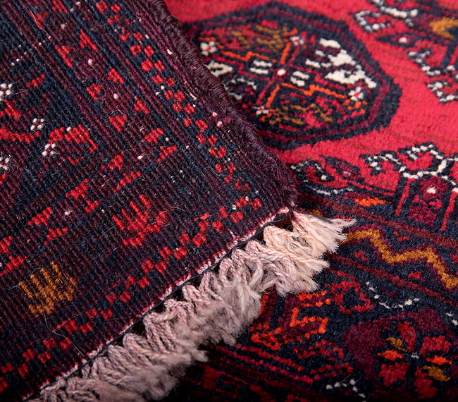 遊牧民バローチの手織り絨毯【約126cm x 82cm】 10 - 裏面はこのような感じになっています