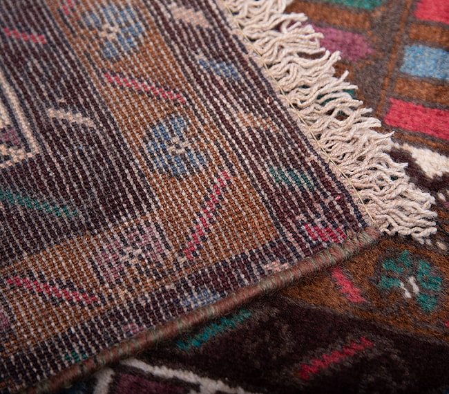 遊牧民バローチの手織り絨毯【約189cm x 108cm】 10 - 裏面はこのような感じになっています