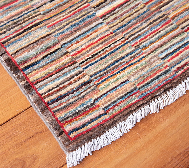 【一点物】パシュトゥンの手織り絨毯 - 90cm x 60cm 6 - 拡大してみました