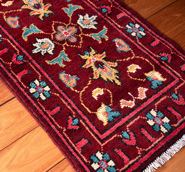 【一点物】パシュトゥンの手織り絨毯 - 98cm x 53cm 6 - 拡大してみました