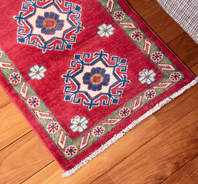 【一点物】パシュトゥンの手織り絨毯 - 89cm x 59cm 6 - 拡大してみました